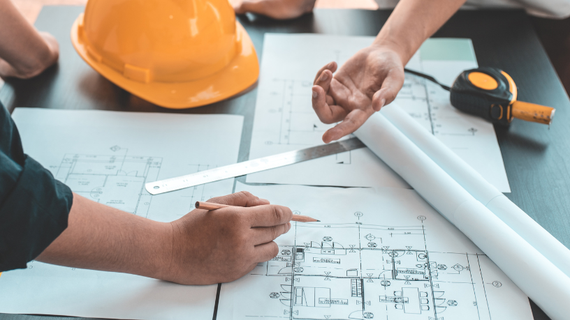 No coração de grandes obras, Marcio André Savi mostra como o engenheiro civil equilibra responsabilidades técnicas e decisões estratégicas.