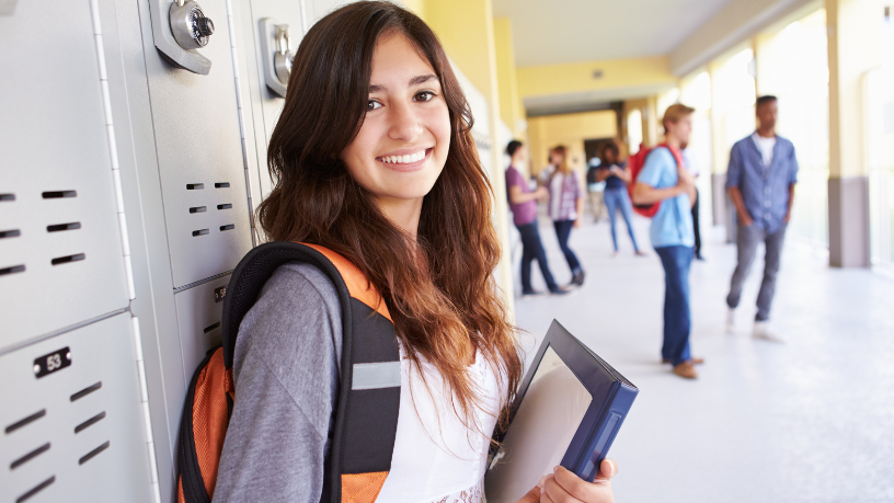 Ao integrar conteúdos à realidade dos estudantes, Sérgio Bento De Araújo mostra como os interesses do aluno potencializam o aprendizado e tornam a escola mais significativa.